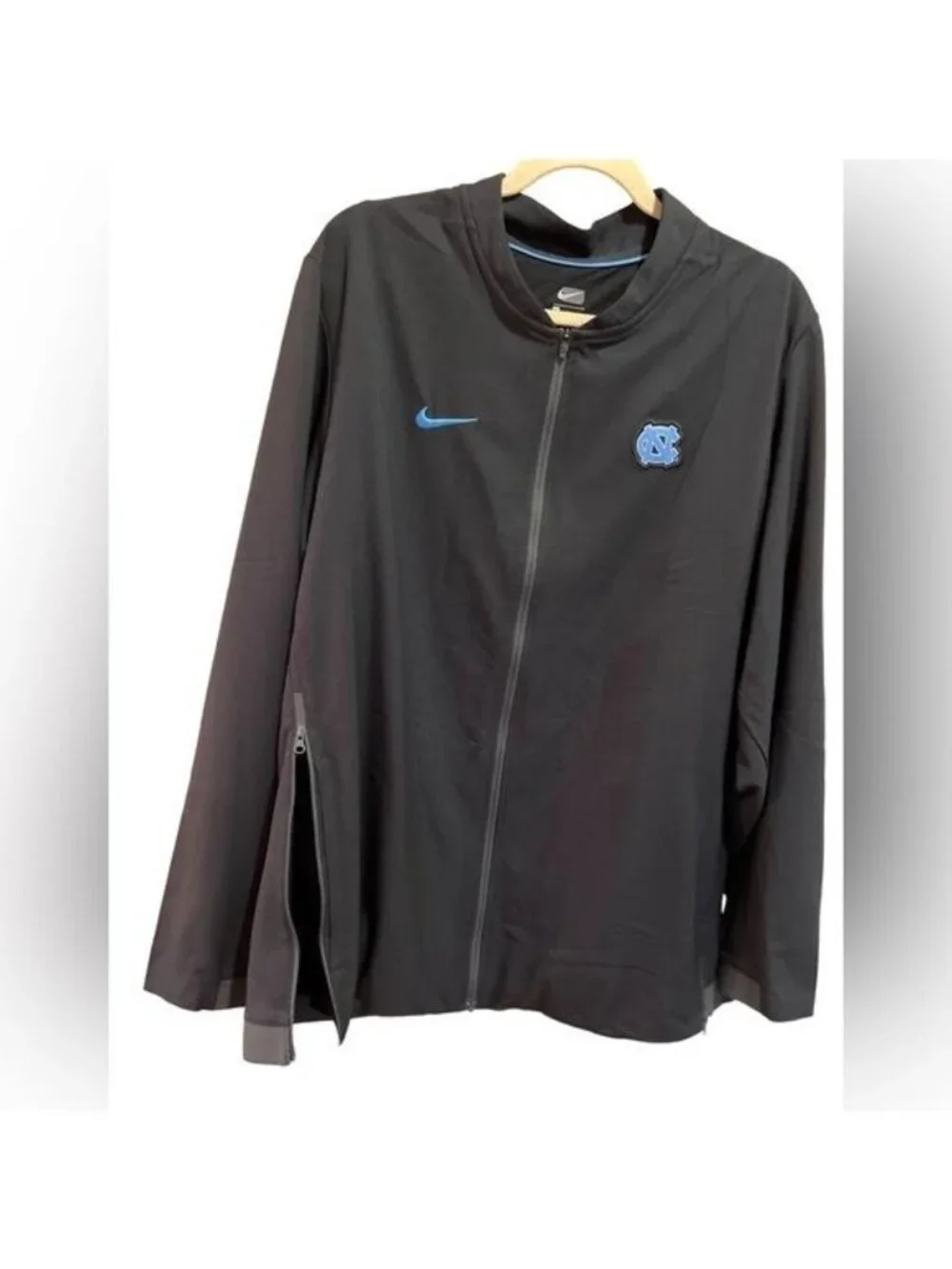 Nike Zip Up University of North Carolina Warm Up Jacket w/ logo Size Large